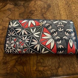 Tory Burch perforated wallet